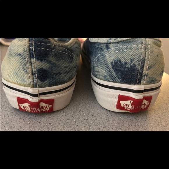 Vans - Picture 4 of 5
